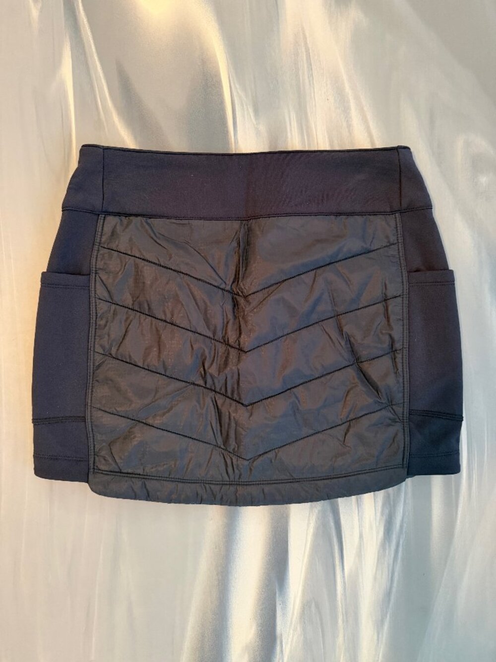 NWT Smartwool "Smartloft 60" Athletic Skirt in Deep Navy - Size XS - Picture 2 of 7